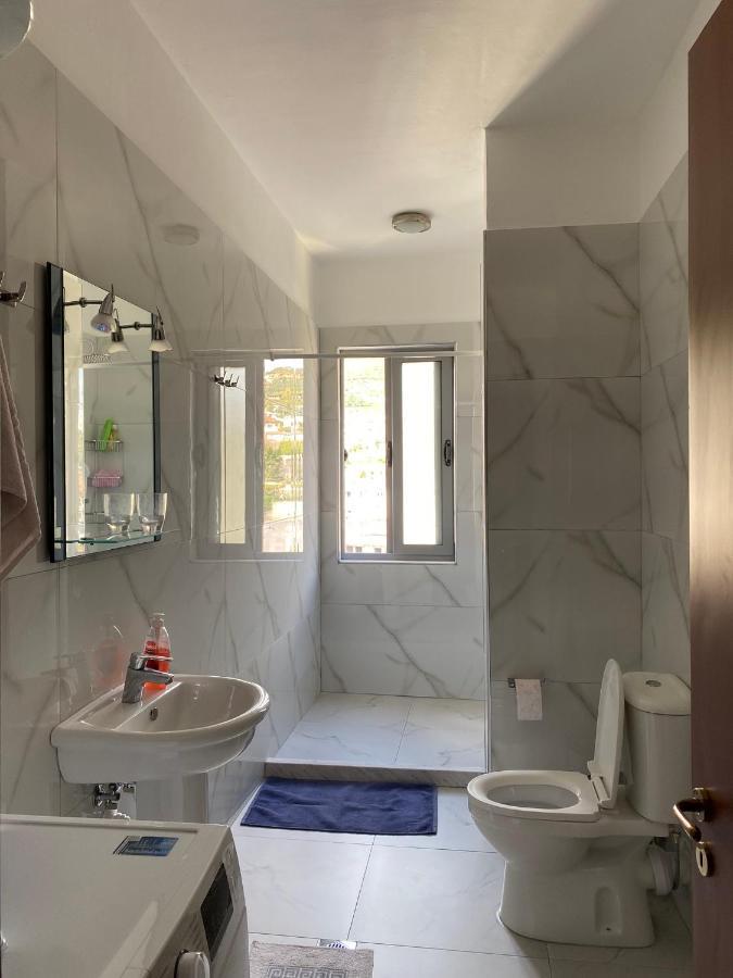 Cloud8 Apt With Castle View, 7Km From The Beach Lezhë Exterior foto